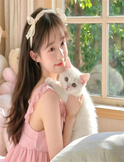 《美容院里隐藏的相机》结局处理典范式的：收尾方式与主题升华